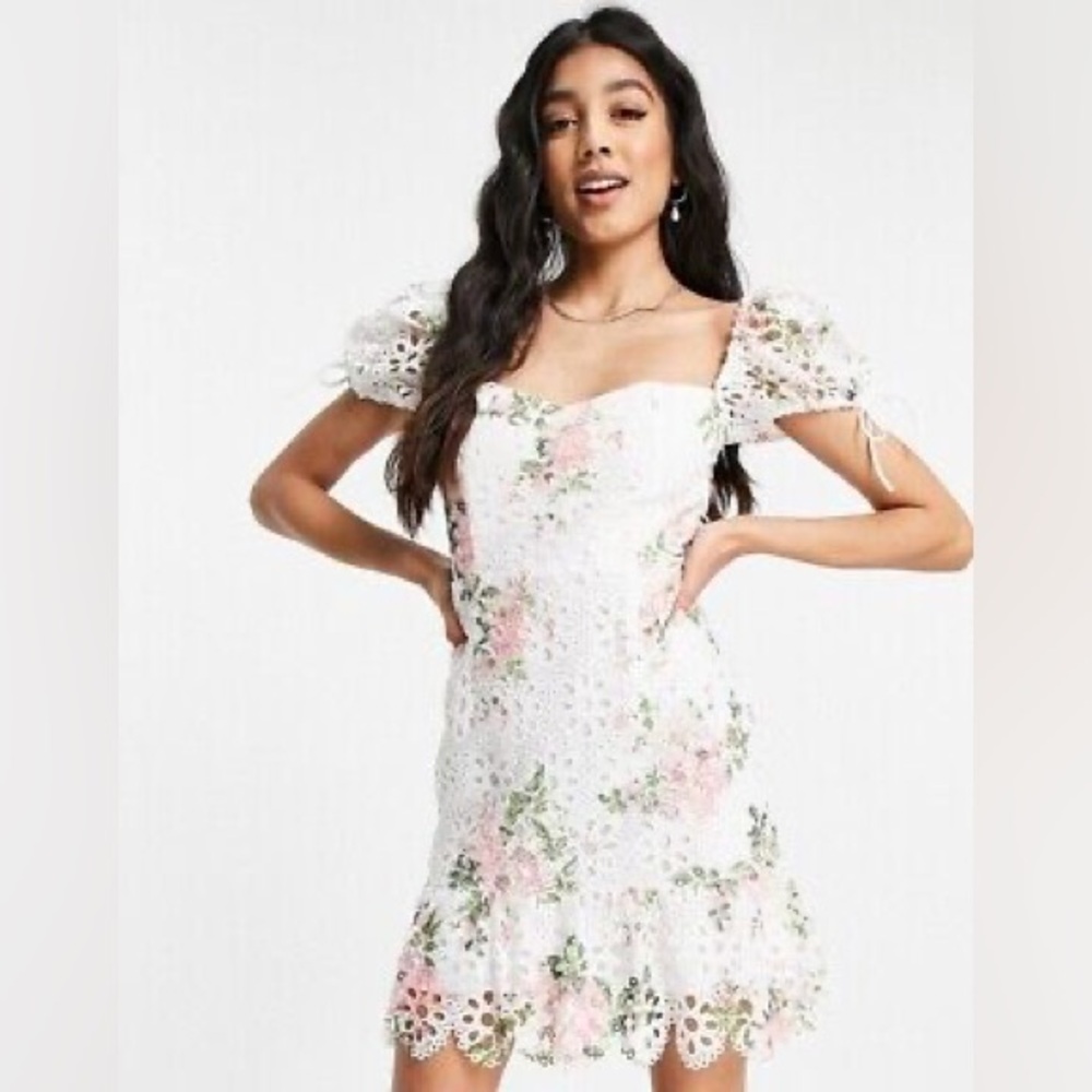 Love Triangle Floral Lace Mini Dress W/ Puff Sleeves US 2 White/ Pink/ Green